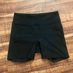 Outdoor Voices Warmup 5” Short